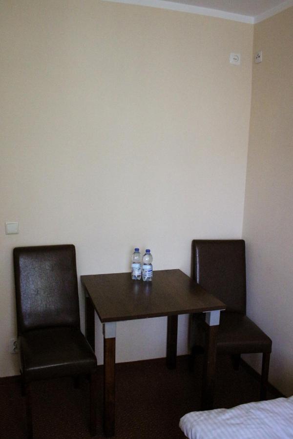 Pensjonat 4 Pory Roku Duszniki Zdrój Exterior foto